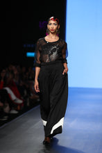 Load image into Gallery viewer, Holly Relax Fit Culotte Pant
